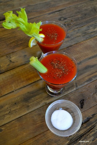 Mock Mary | FOODIEaholic.com #recipe #cooking #mocktail #beverage #bloodymary #tomato