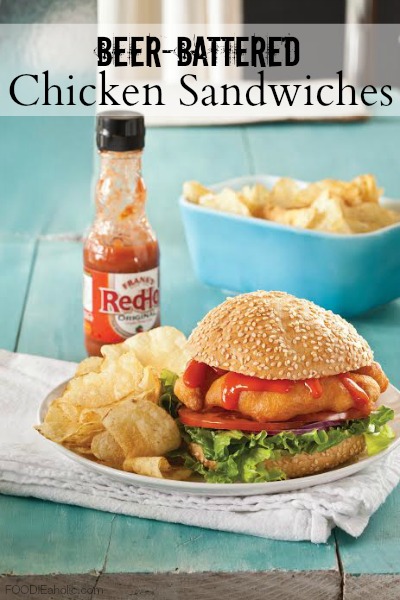 Beer-Battered Chicken Sandwiches | FOODIEaholic.com #recipe #cooking #beerbattered #chicken #sandwich #hotsauce