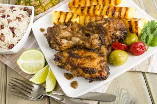 Jamaican Jerk Dry Rub | FOODIEaholic.com #recipe #cooking #grilling #seasoning #rub #chicken #pork #meat #seafood #Jamaican