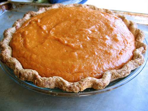 Sweet Potato Custard Pie | FOODIEaholic.com #recipe #cooking #baking #pie #dessert #fall #sweetpotato #custard