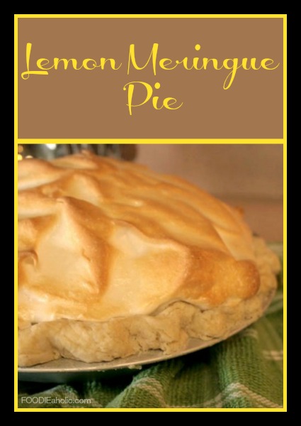 Lemon Meringue Pie | FOODIEaholic.com #recipe #cooking #baking #pie #dessert #Thanksgiving #holiday #lemon #meringue