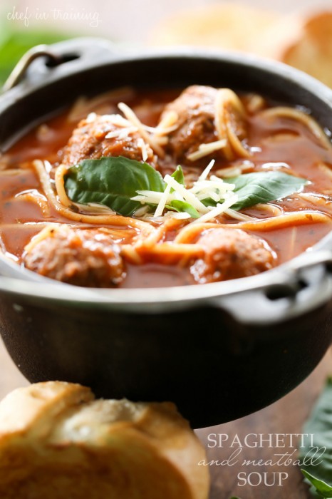 foodieaholic-Spaghetti-and-Meatball-Soup-chef-in-training