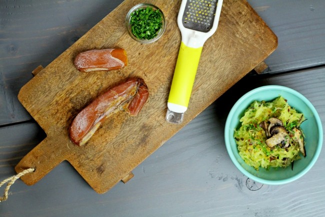 Lemon Parsley Spaghetti Squash with Shaved Bottarga | FOODIEaholic.com #recipe #cooking #healthy #diet #Paleo #spaghettisquash #bottarga